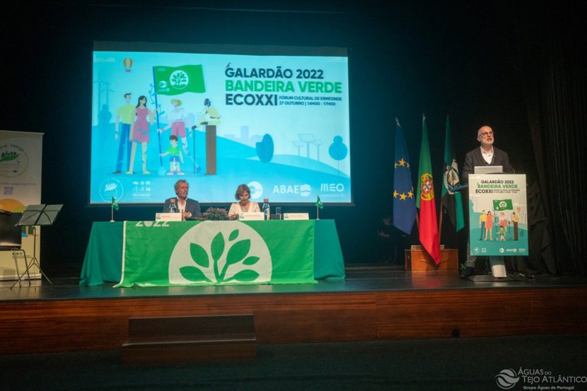 Comemorar o Dia Nacional do Mar e o Dia do Mundial Saneamento